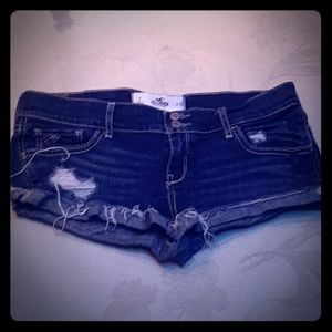 Ladies Hollister high rise jean shorts